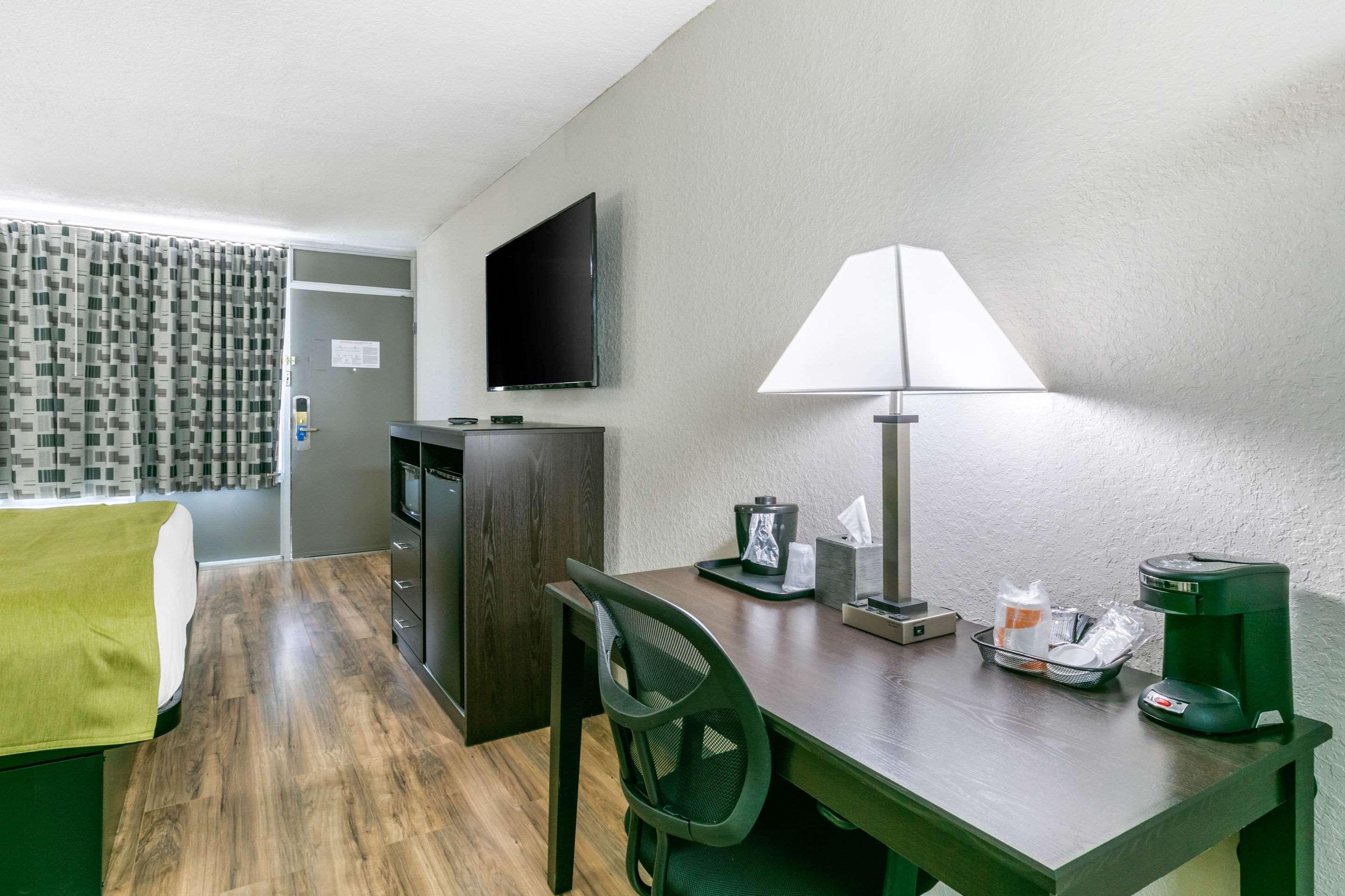 Rodeway Inn Kingston Springs Экстерьер фото