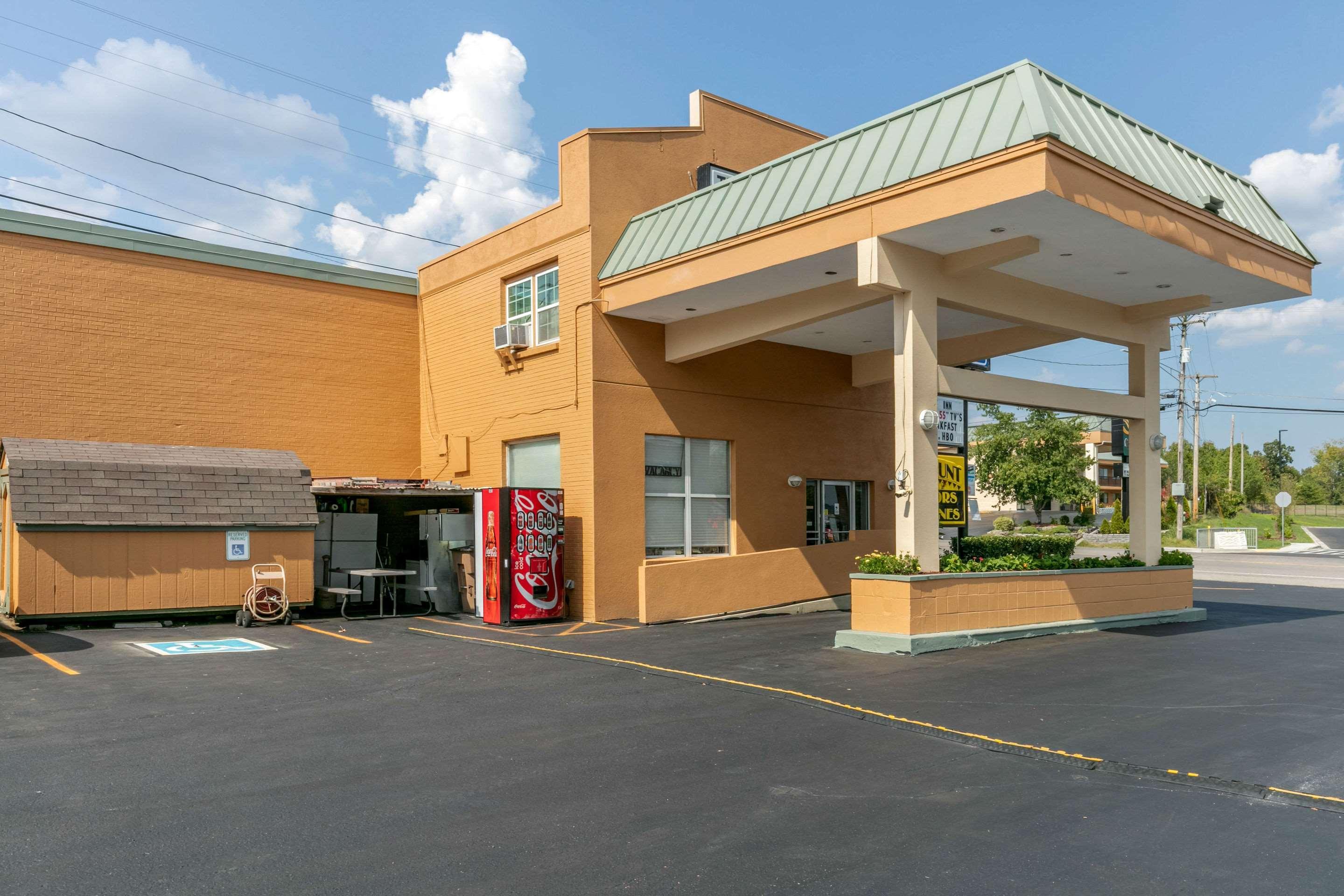 Rodeway Inn Kingston Springs Экстерьер фото