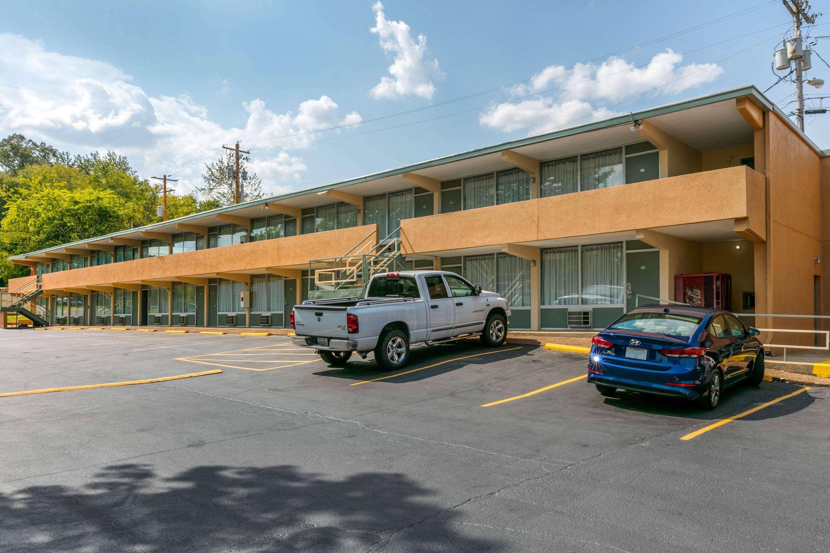 Rodeway Inn Kingston Springs Экстерьер фото